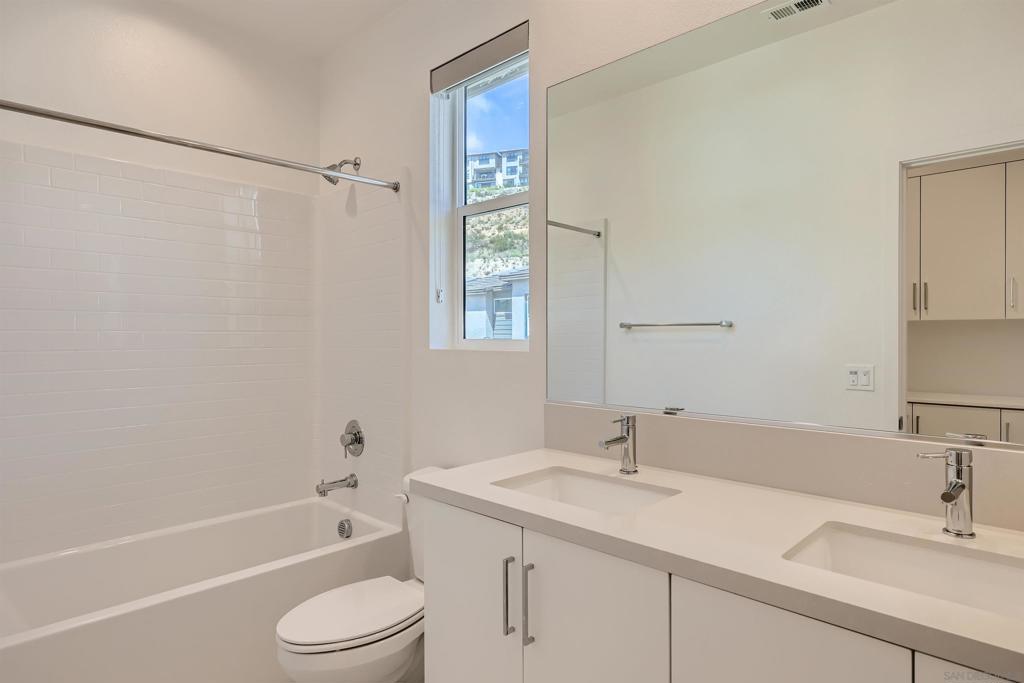 3051 Marquee Way Property Photo 8