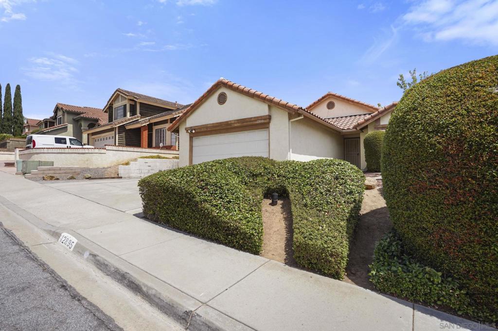 12895 Amaranth St Property Photo 7
