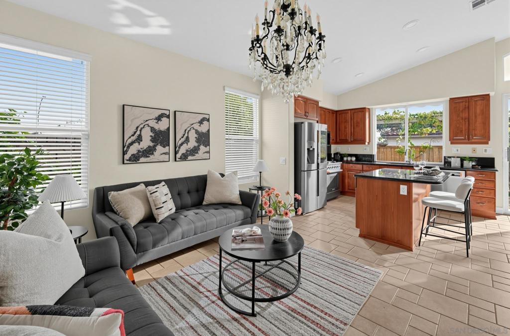 6268 Canyon Bluff Ct Property Photo 8