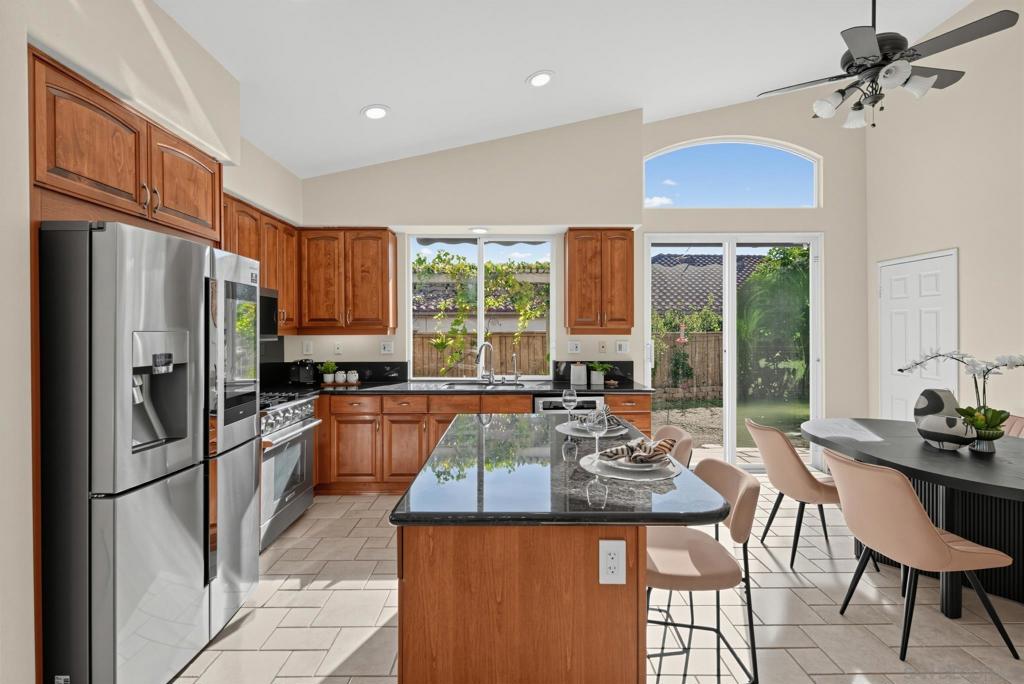 6268 Canyon Bluff Ct Property Photo 18