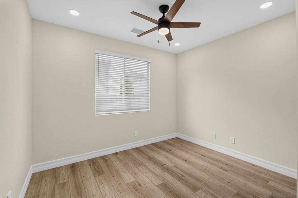 6268 Canyon Bluff Ct Property Photo 23