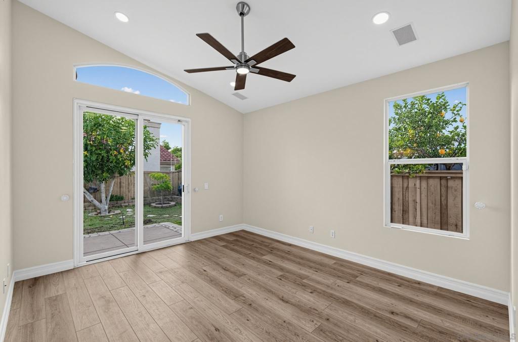6268 Canyon Bluff Ct Property Photo 24