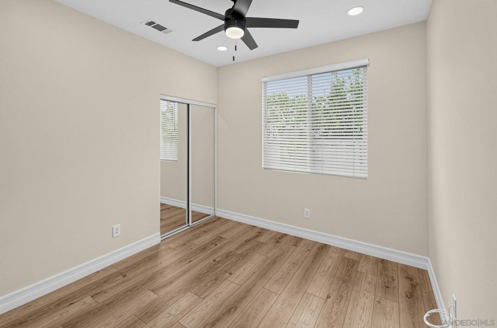 6268 Canyon Bluff Ct Property Photo 25