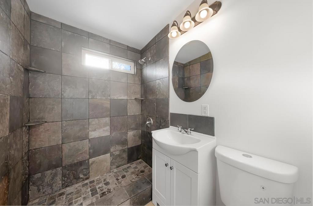 5575 Heidi St Property Photo 35