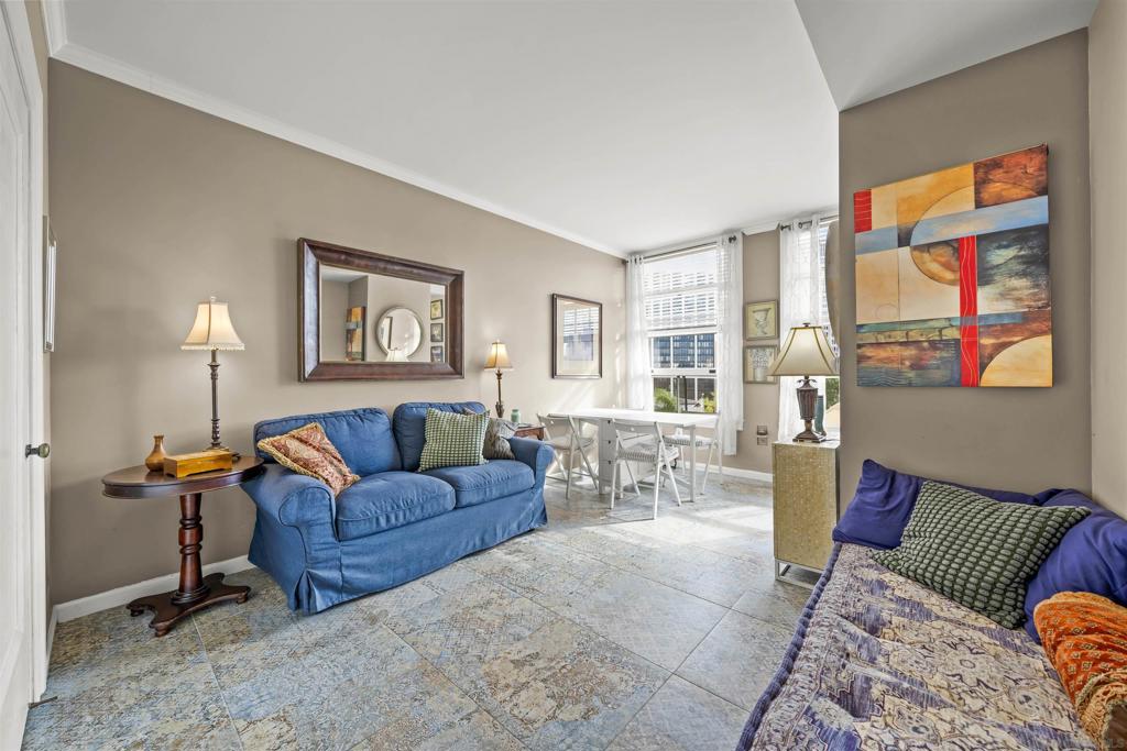 702 Ash Street 300 Property Photo 11