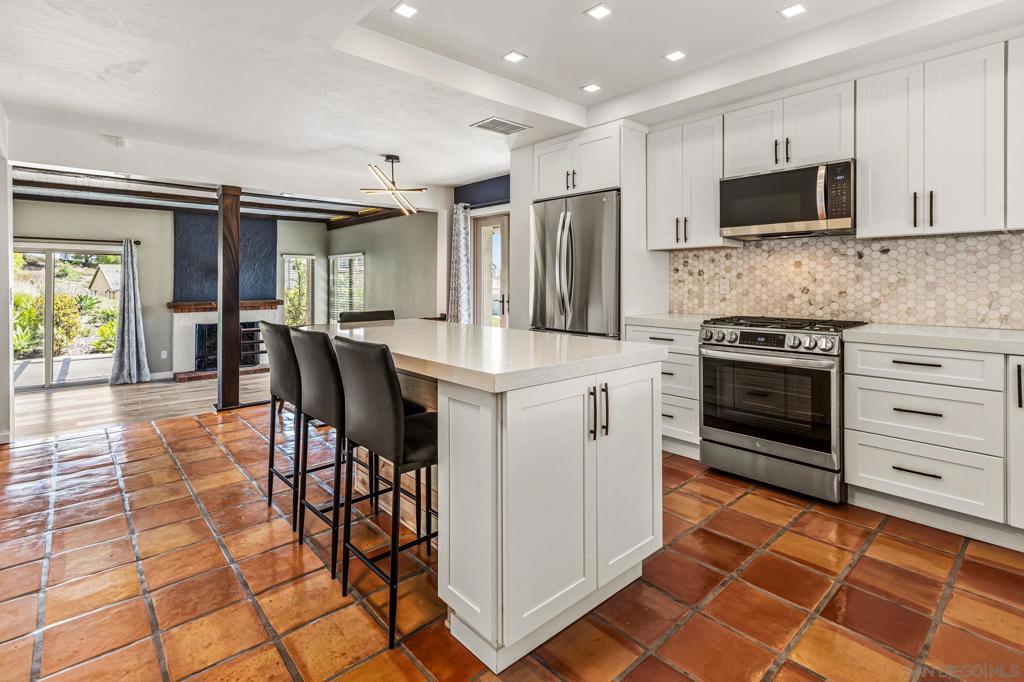 1301 Gary Lane Property Photo 8