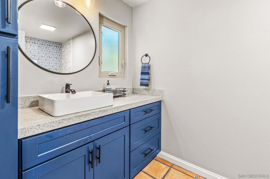 1301 Gary Lane Property Photo 24