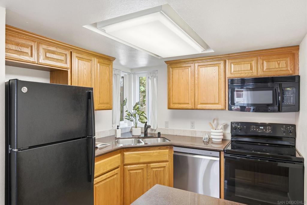 1250 Cleveland Ave C-115 Property Photo 12