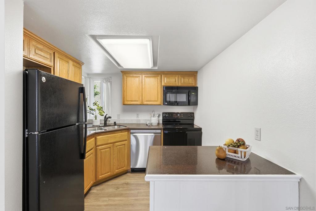 1250 Cleveland Ave C-115 Property Photo 15