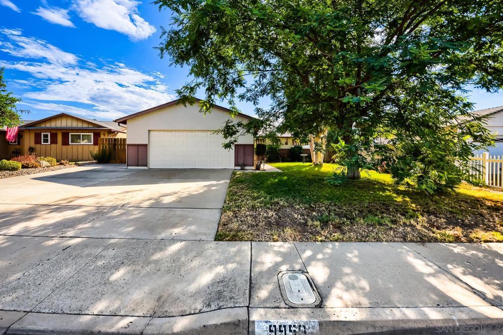 9959 Pebble Beach Dr Property Photo 1