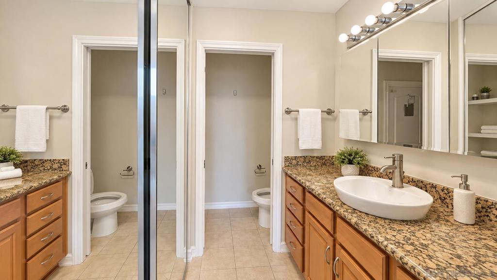 5252 Balboa Arms Dr. 286 Property Photo 11