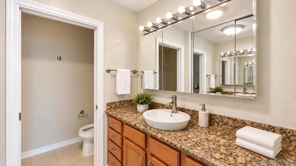 5252 Balboa Arms Dr. 286 Property Photo 12