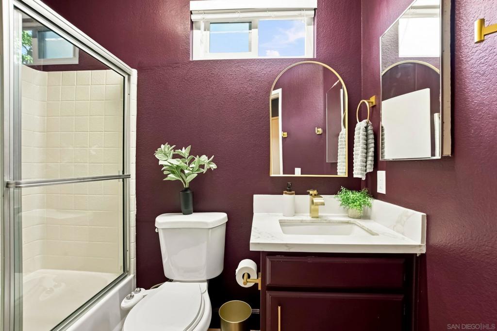 405 Stoney Point Way Unit 100 Property Photo 24