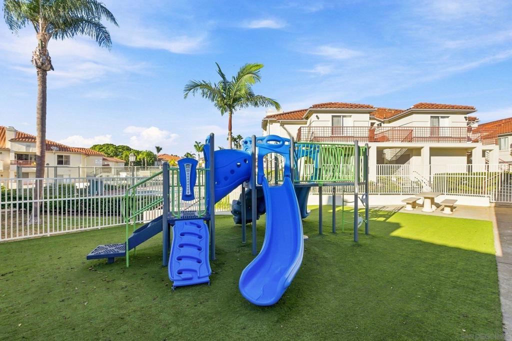 405 Stoney Point Way Unit 100 Property Photo 31