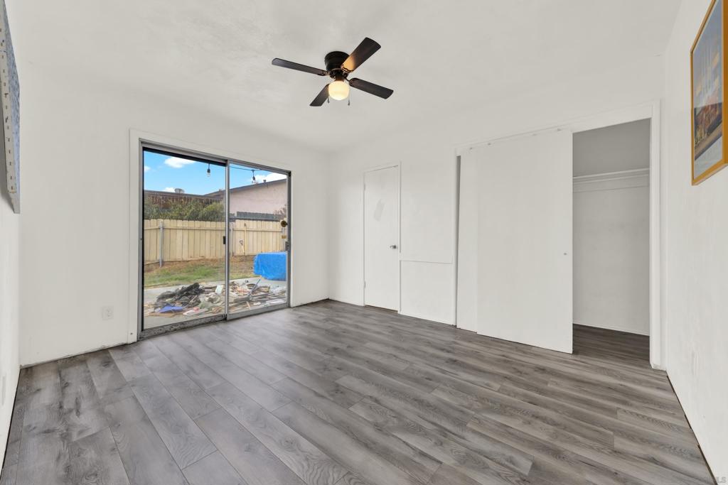 5562 Division Property Photo 20