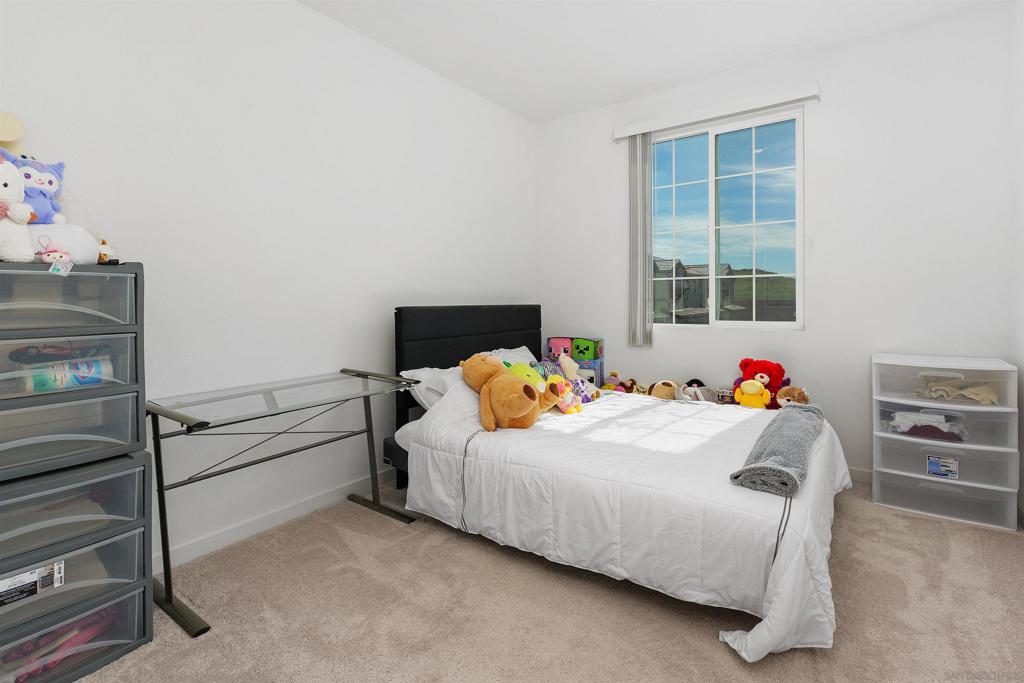 260022278SD Property Photo 14