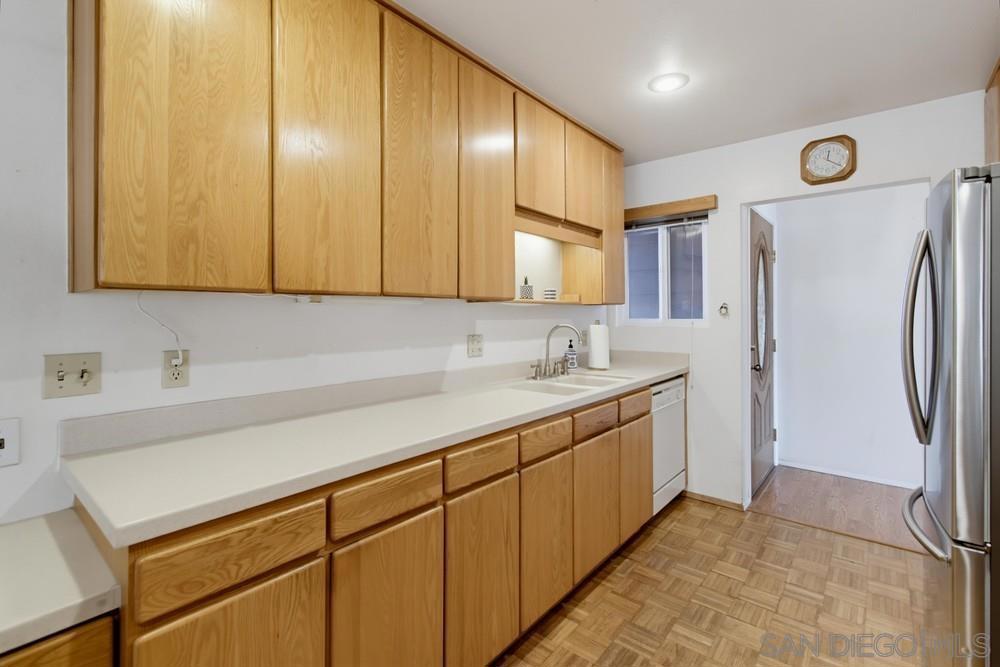 6789 Renkrib Avenue Property Photo 11