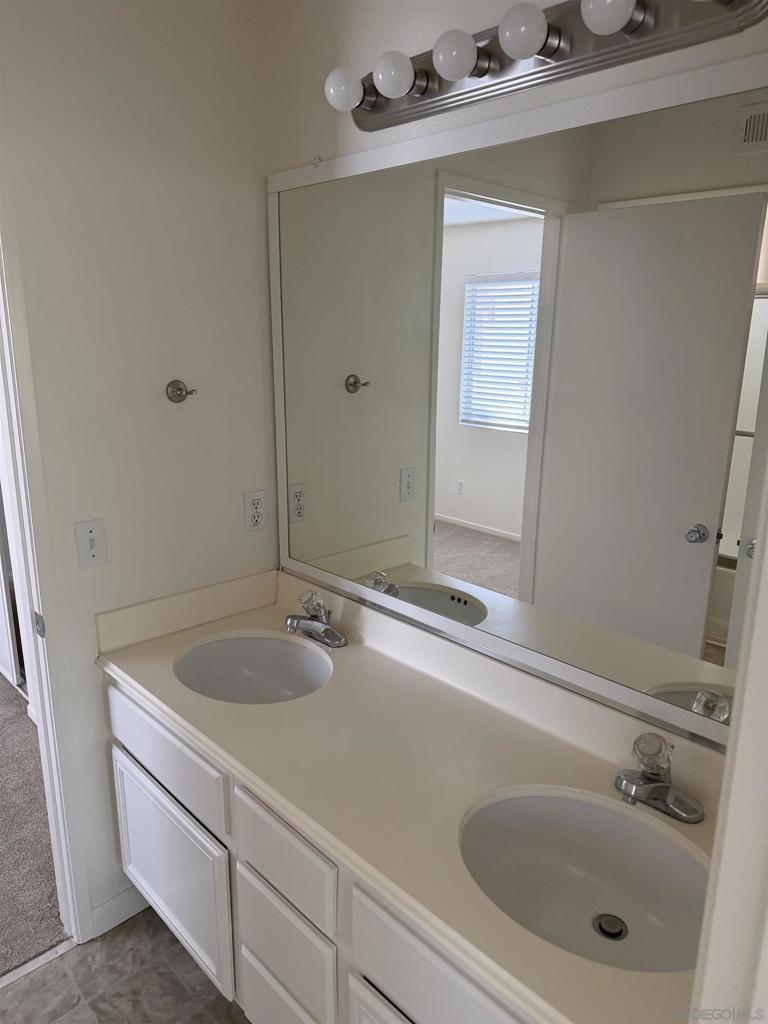 10254 Wateridge Circle 216 Property Photo 32