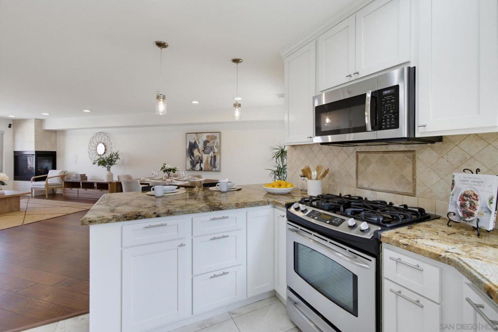 4279 Lamont Property Photo 4
