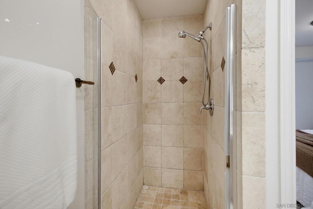 4279 Lamont Property Photo 33