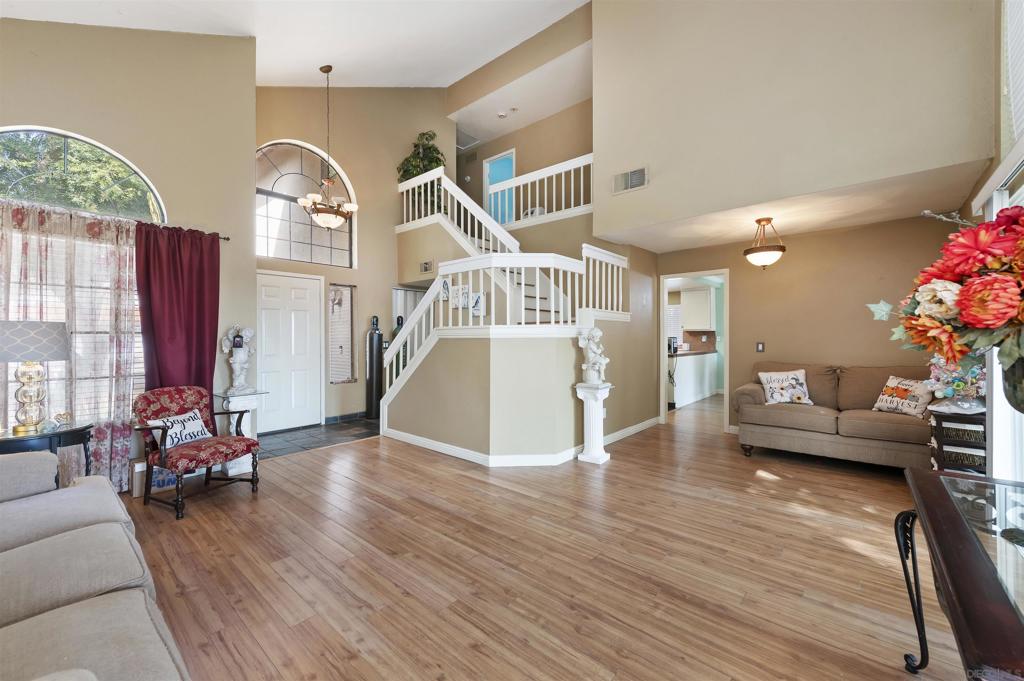 24509 Pantera Ct Property Photo 5