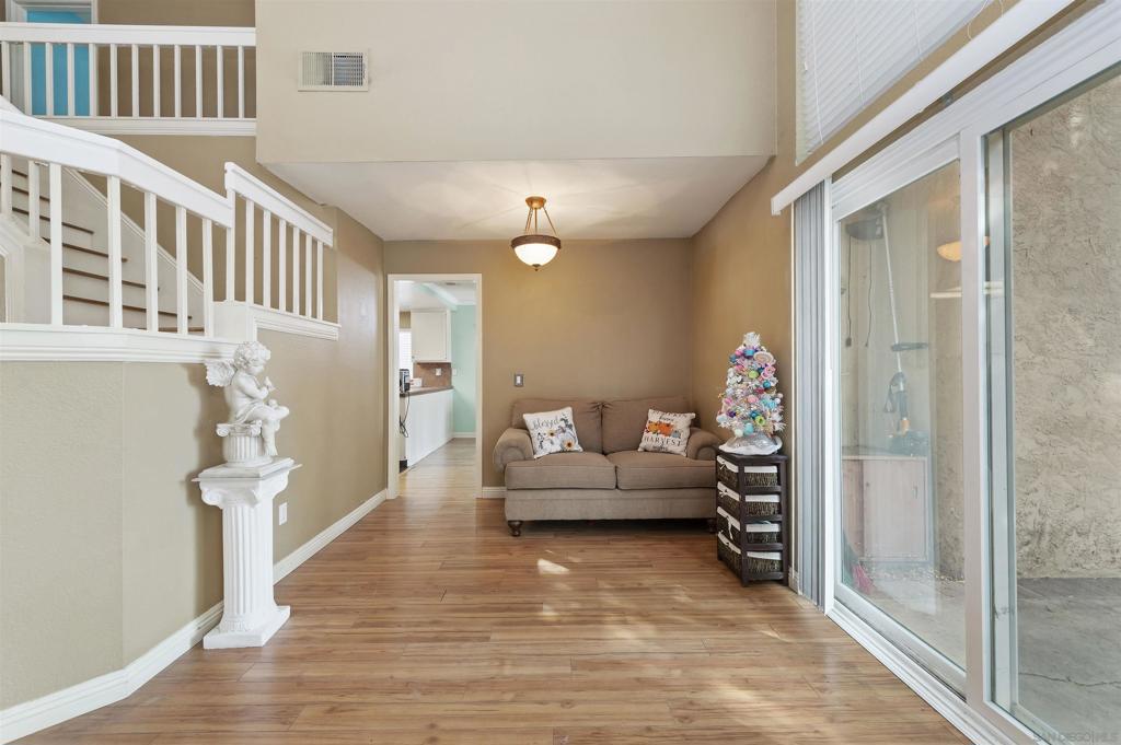 24509 Pantera Ct Property Photo 6
