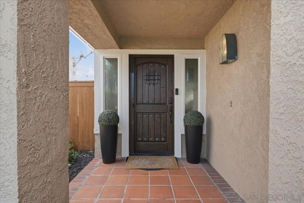 5191 Terraza Quintana Property Photo 3