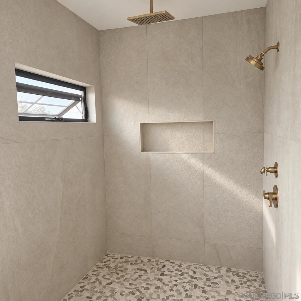 2530 Foothill Dr Property Photo 5