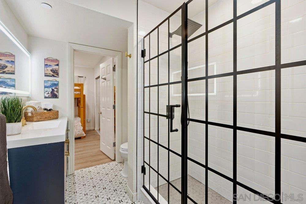 7509 Draper 210 Property Photo 18