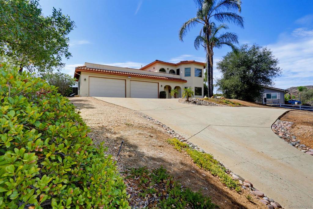 16819 Daza Dr Property Photo 3