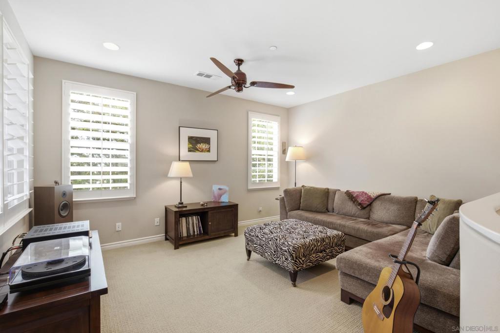 12666 Fairbrook Rd Property Photo 31