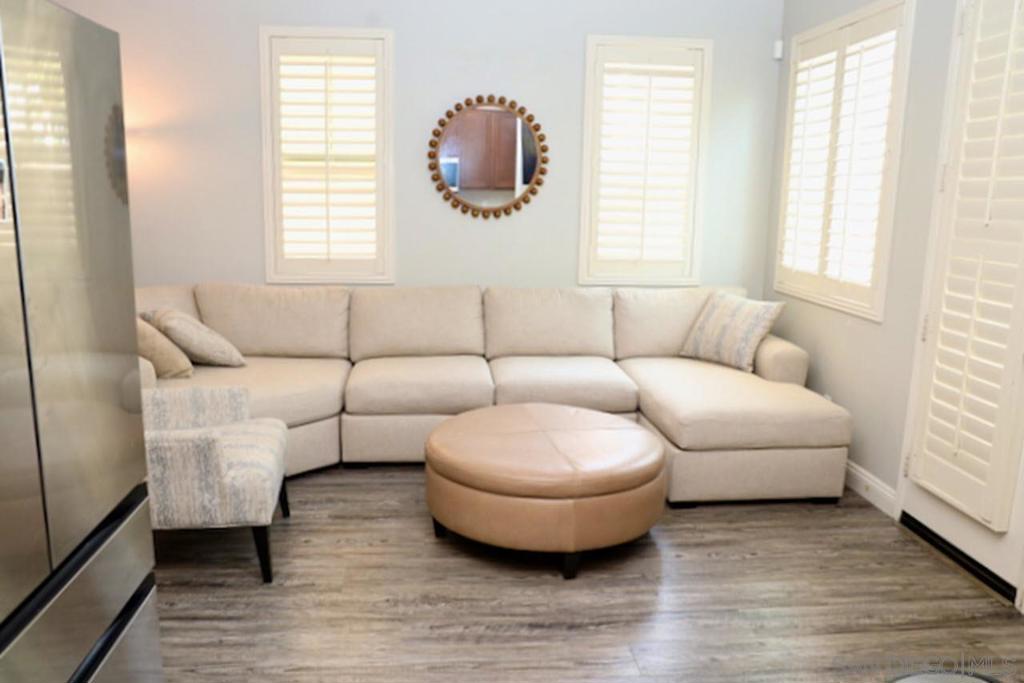 1640 Calle De La Flor Property Photo 7