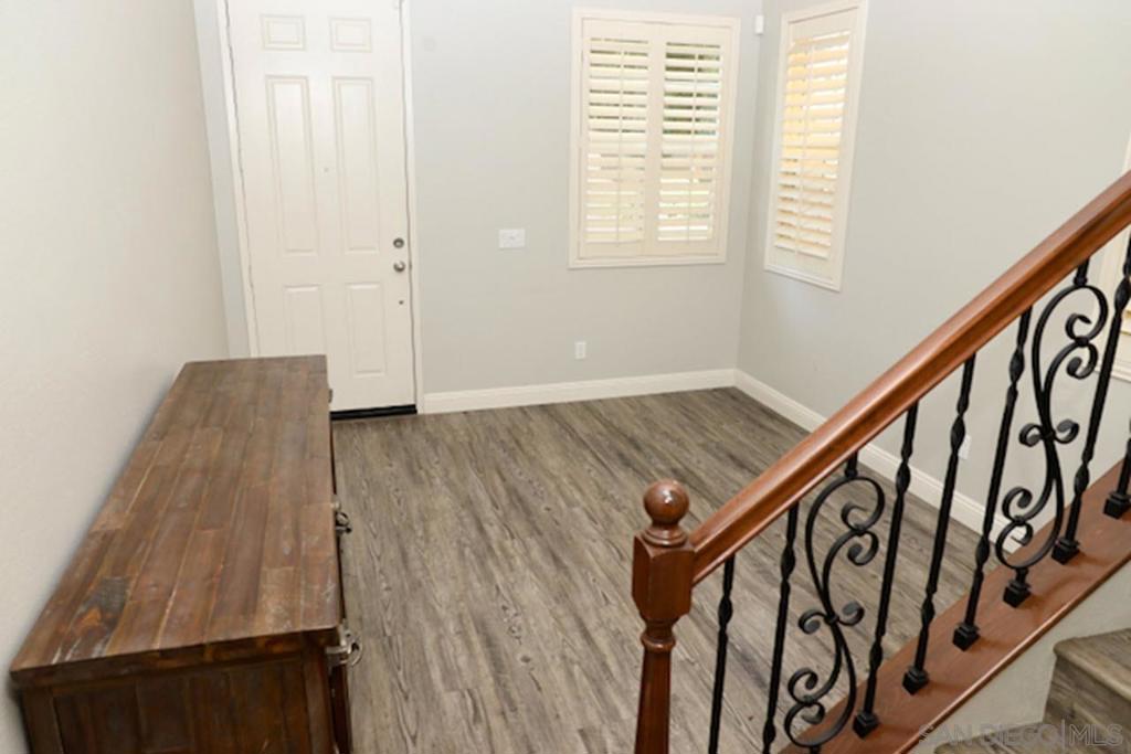 1640 Calle De La Flor Property Photo 17
