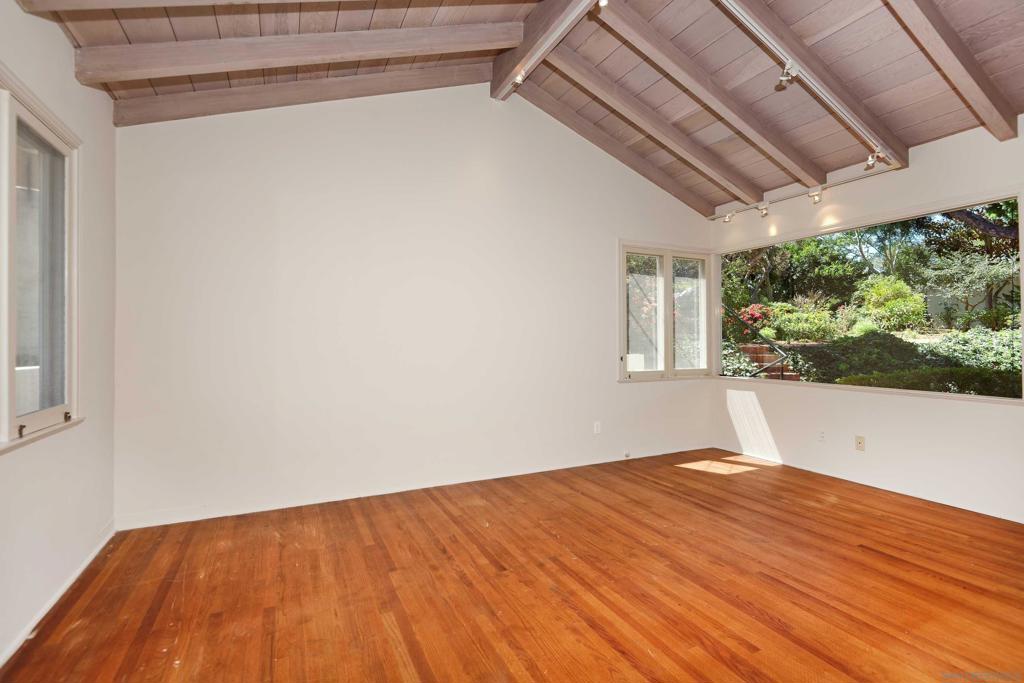 7755 Ludington Place Property Photo 12