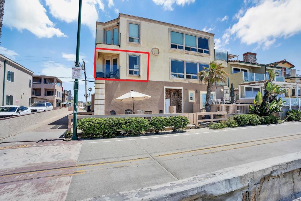 3243 Ocean Front Walk 1 Property Photo 4