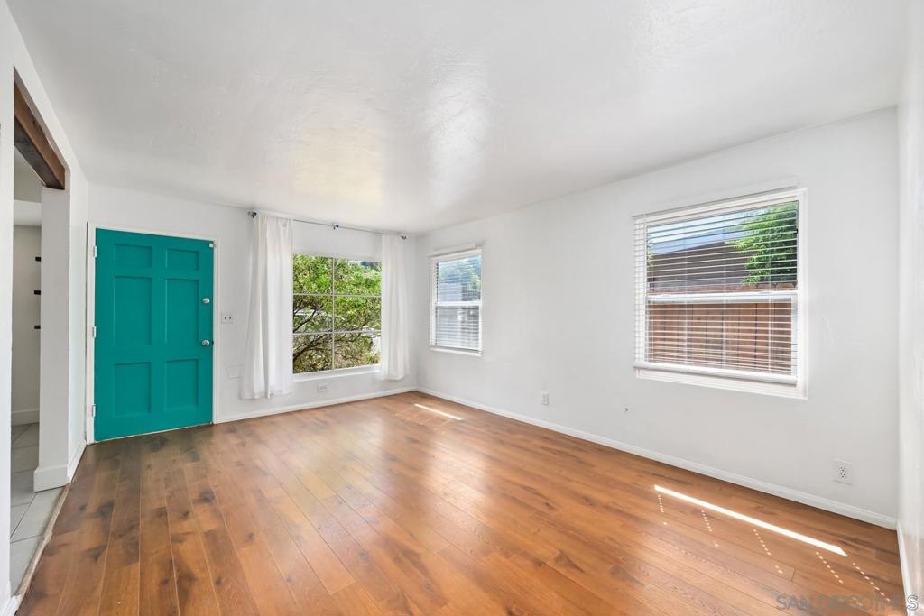 6074 Rock St Property Photo 5