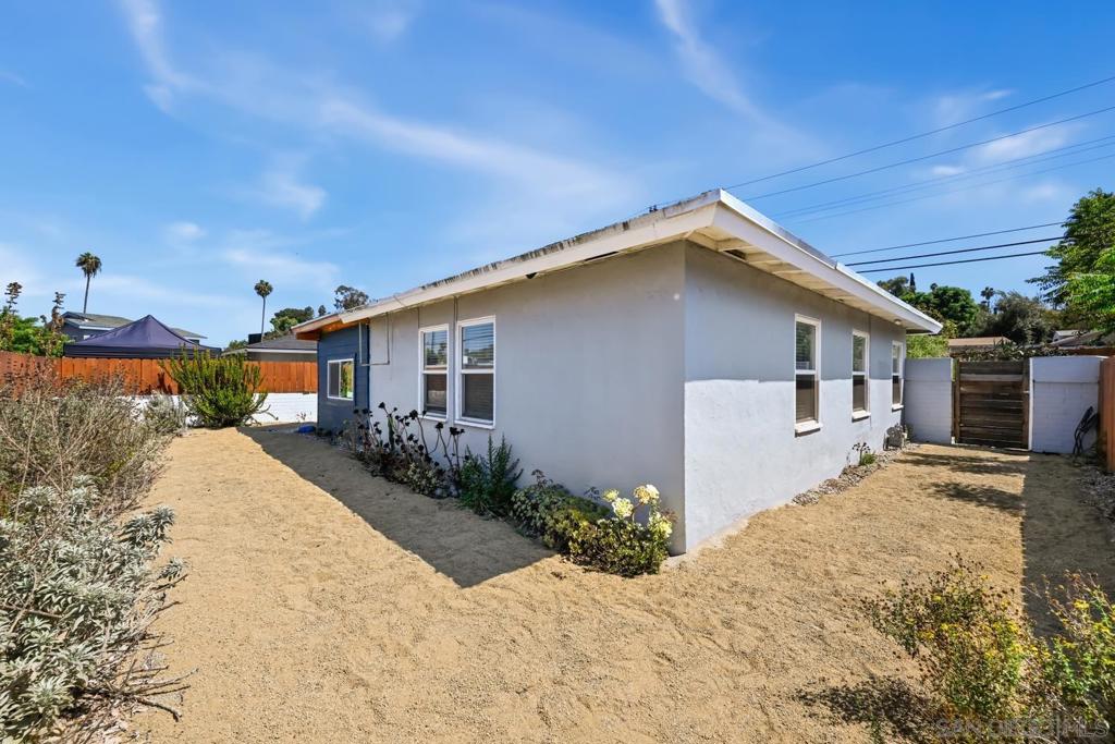 6074 Rock St Property Photo 11