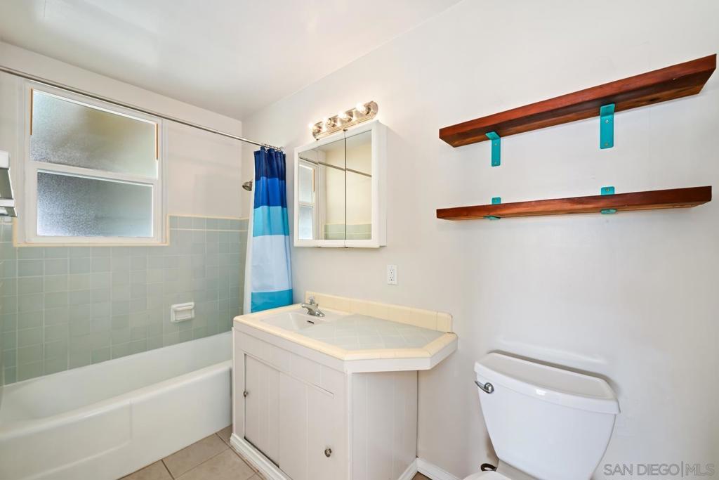 6074 Rock St Property Photo 19
