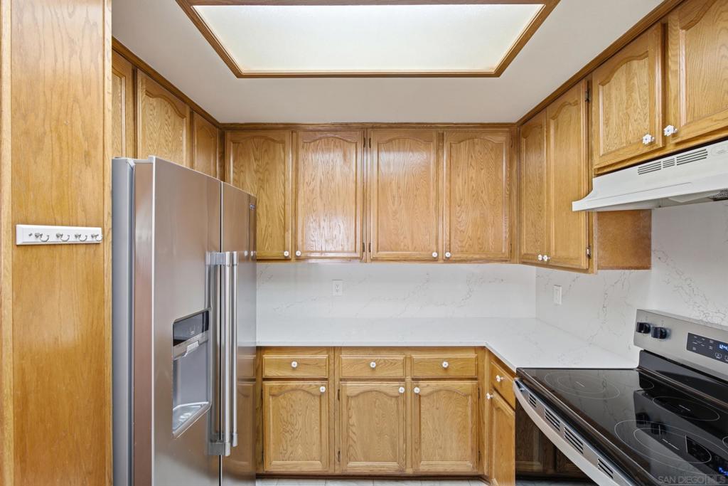 5805 Friars 2308 Property Photo 8