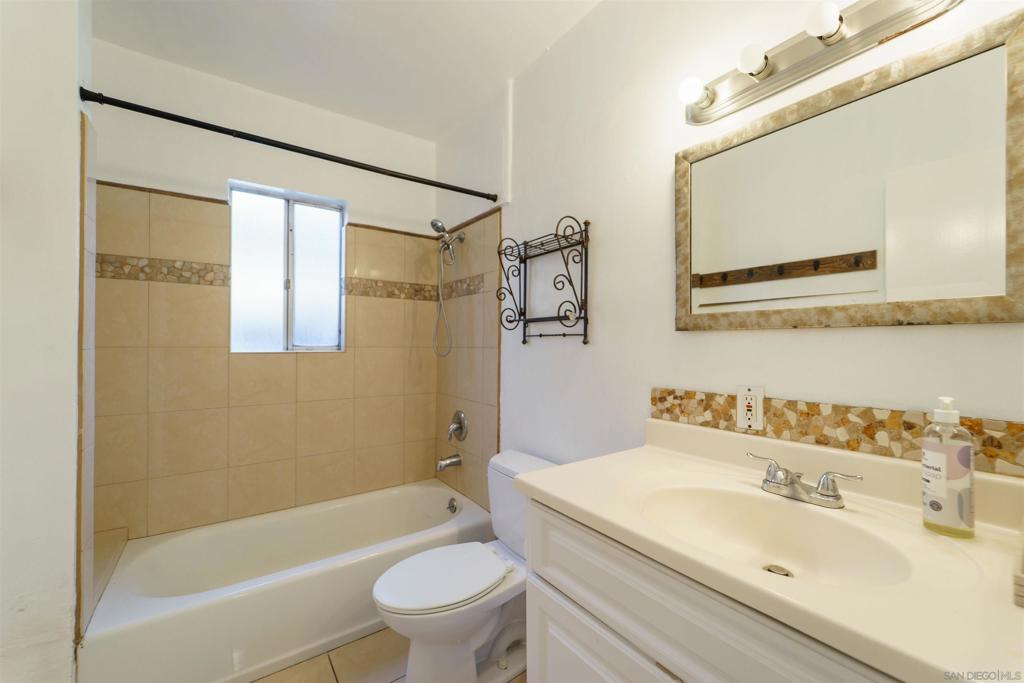 3973 8th Ave Property Photo 12