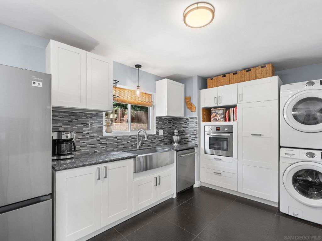 1482 El Prado Property Photo 13