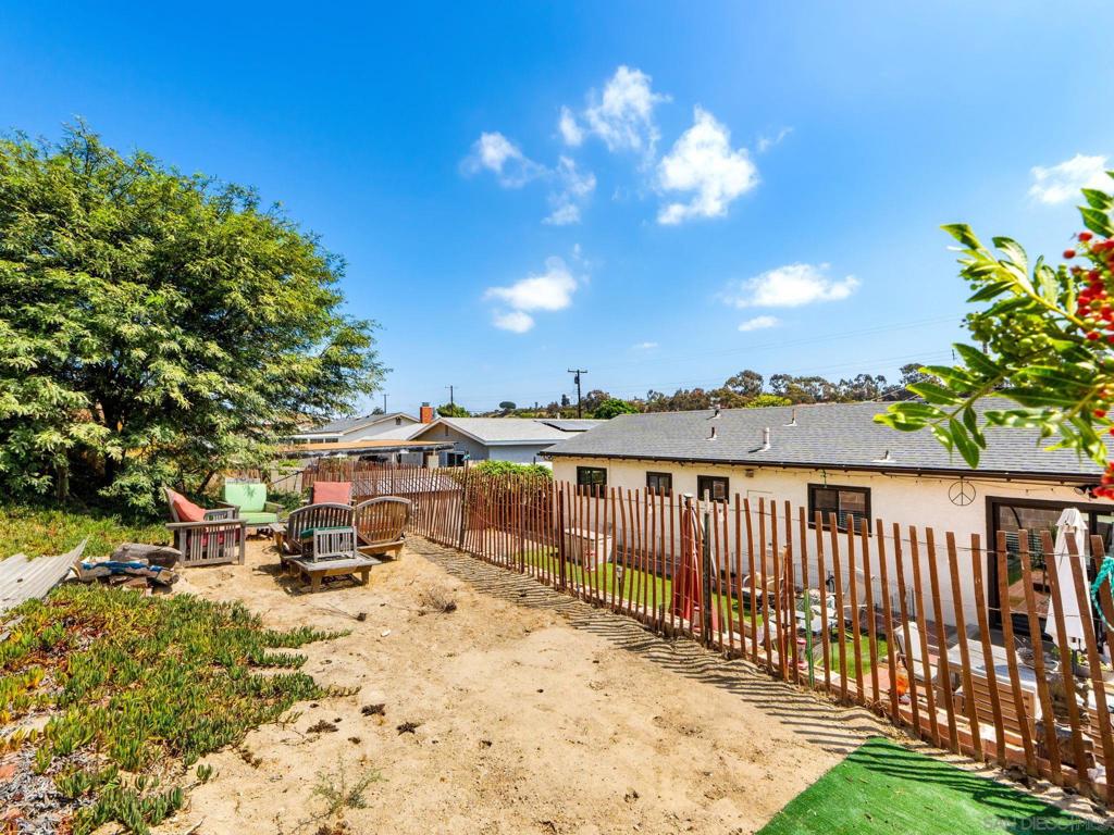 1482 El Prado Property Photo 36