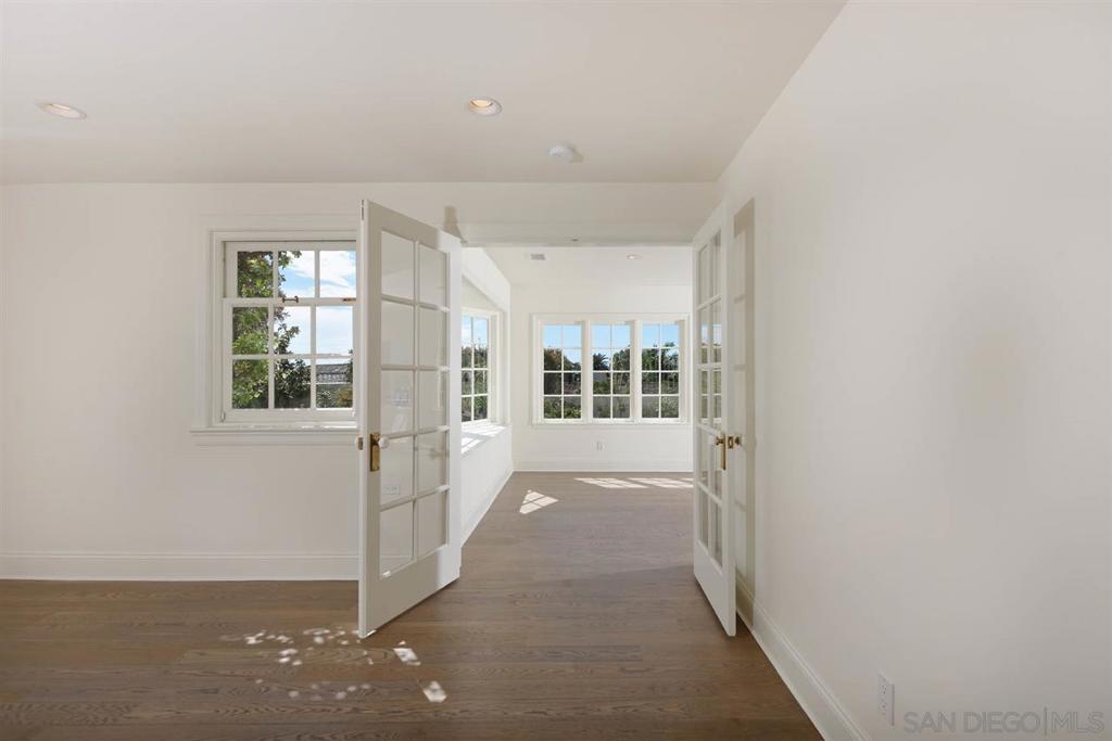 6028 Folsom Property Photo 25