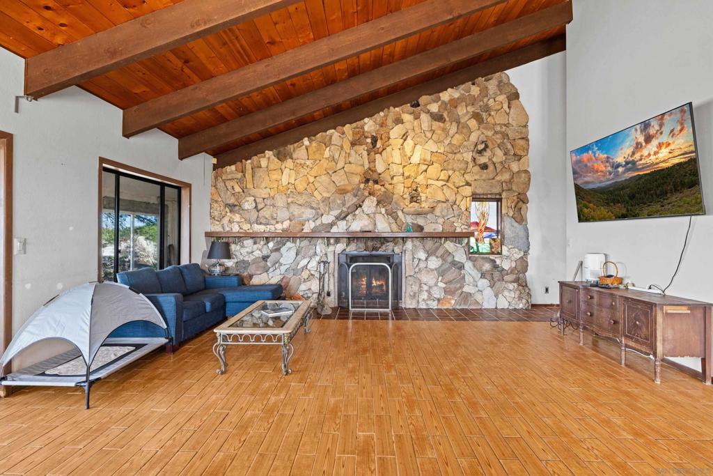 2513 Tecate Divide Road Property Photo 7