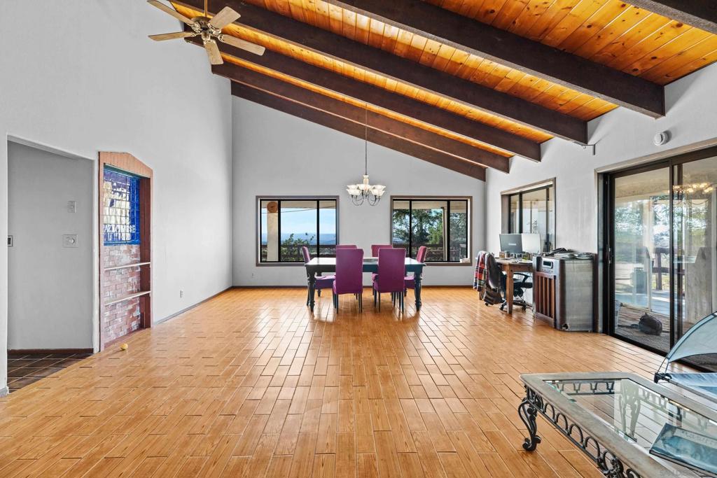 2513 Tecate Divide Road Property Photo 8