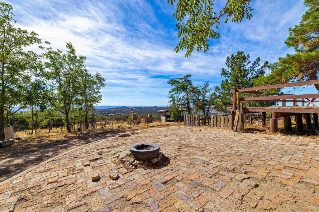 2513 Tecate Divide Road Property Photo 33