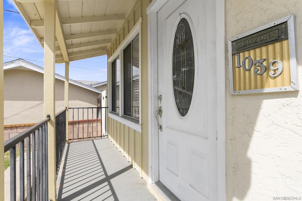 1039 Alveda Ave Property Photo 3