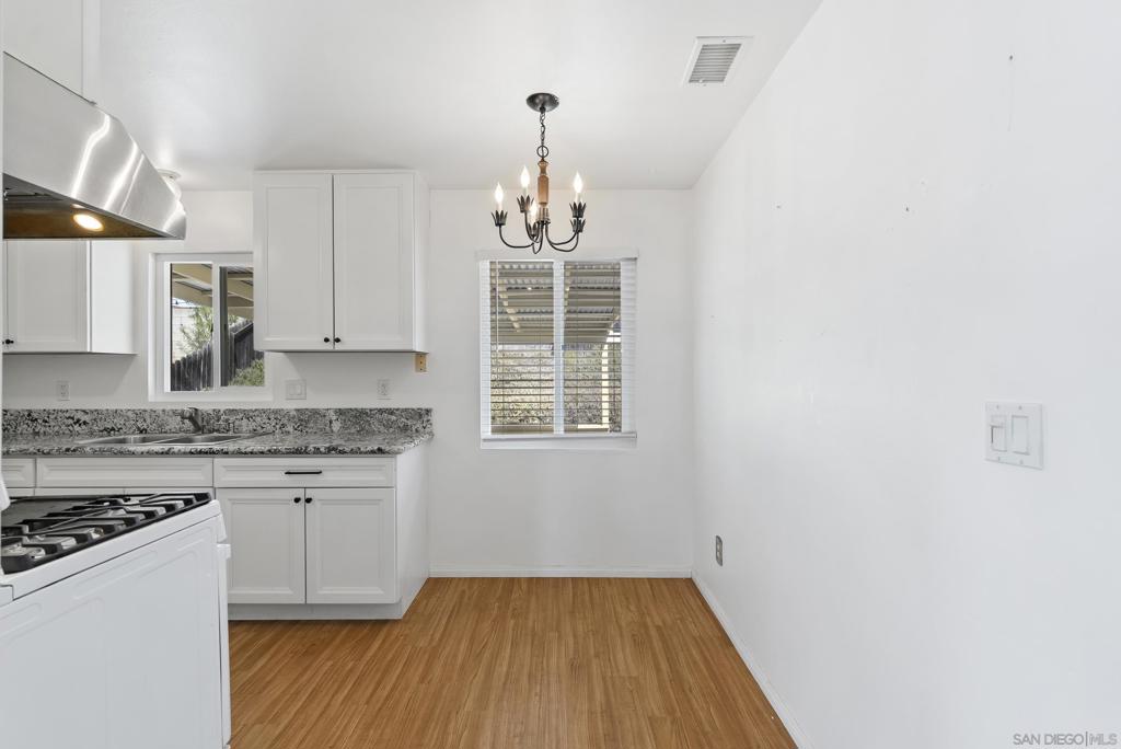 1039 Alveda Ave Property Photo 11