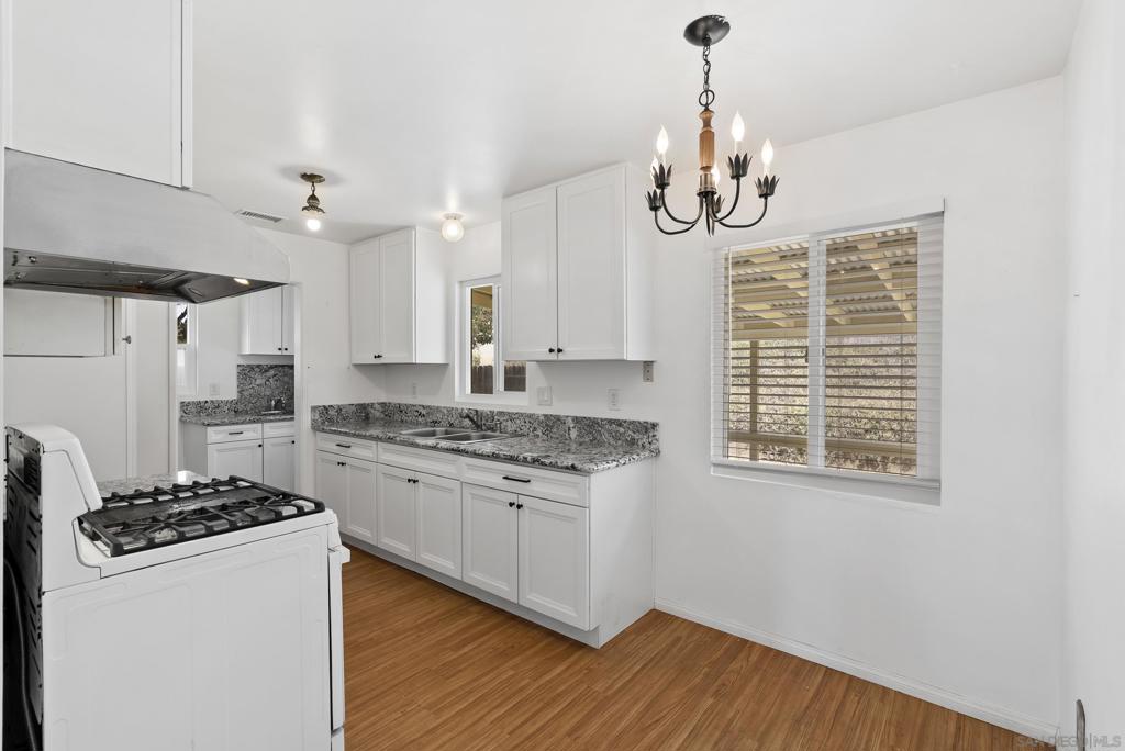 1039 Alveda Ave Property Photo 12