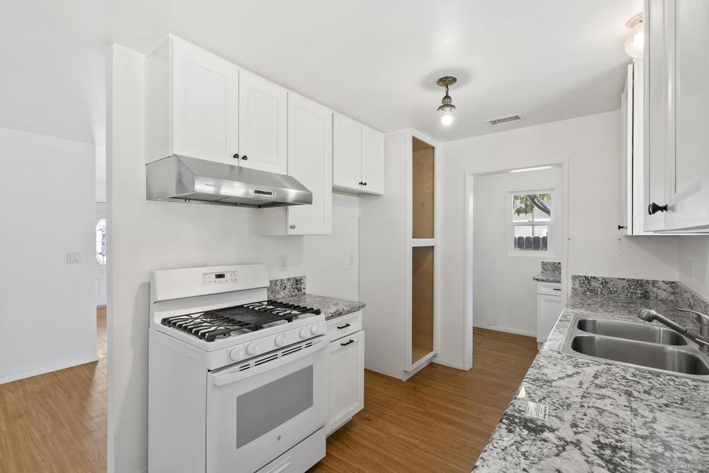 1039 Alveda Ave Property Photo 14